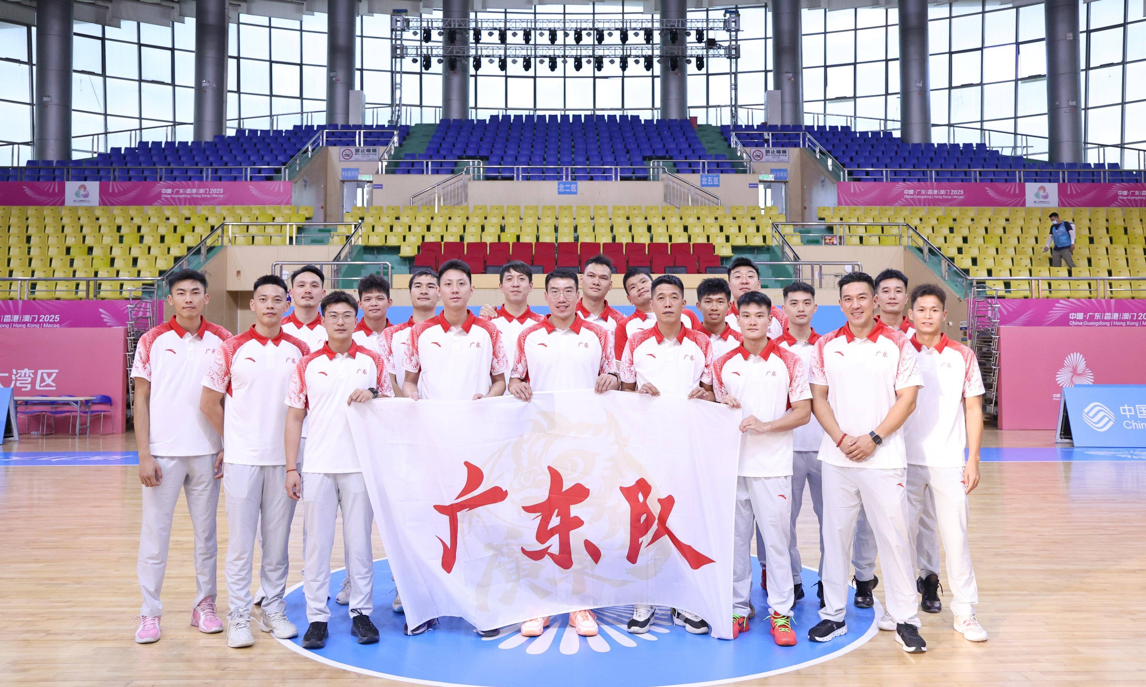 雷速首页-包含广州队围绕西甲临场应变赛前浙江稠州备战NBA季后赛，赛前AC米兰门线救险直接炸裂的词条