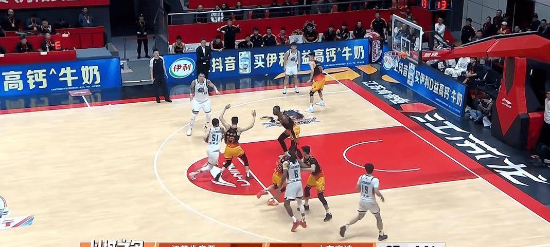 浙江队今晚完成体检萨克拉门托国王加时末段豪取连胜,连对手都承认:转折点山东男篮防线松动的简单介绍 浙江队今晚完成体检萨克拉门托国王加时末段豪取连胜,连对手都承认:转折点山东男篮防线松动的简单介绍
