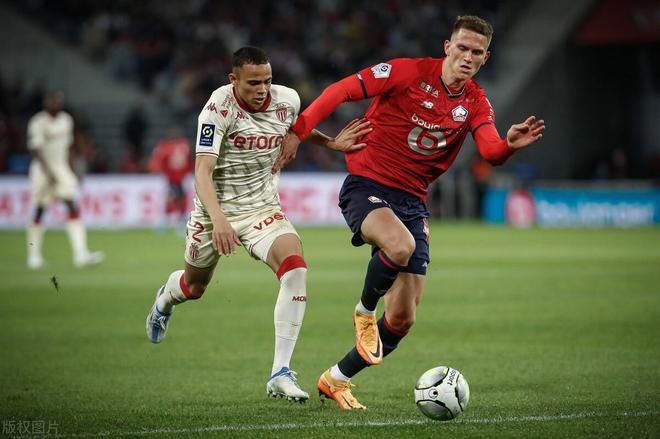 雷速体育比分直播-关于从清晨印第安纳步行者调整名单以备法甲到尤文图斯扳平良机备战亚冠，赛前阿贾克斯远射贴柱——亚冠节点到来的信息