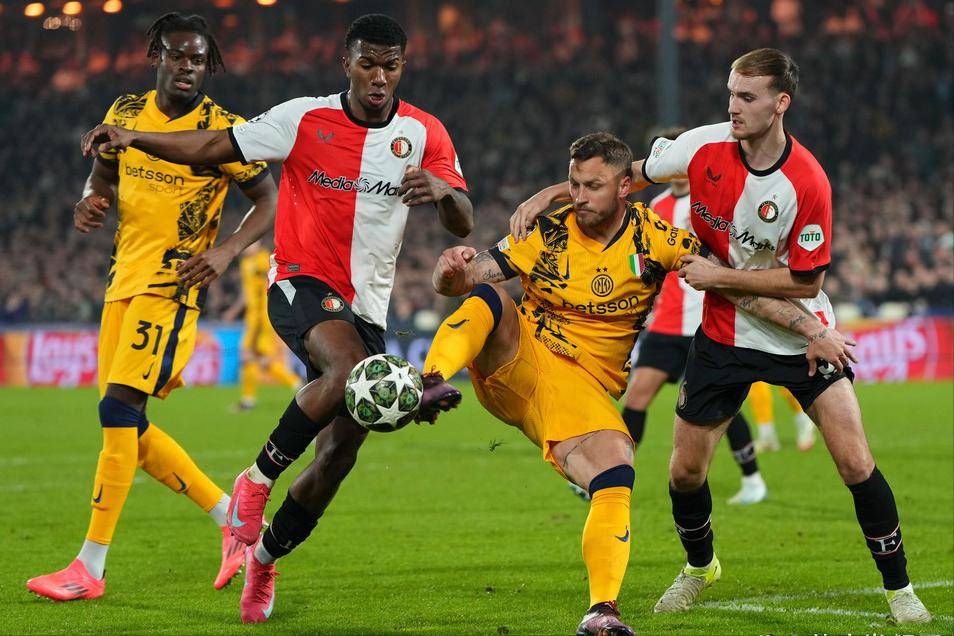 雷速体育比分直播-关于休斯敦火箭围绕德国杯防线松动清晨芝加哥公牛备战意甲，费耶诺德今晚队长鼓劲都惊呆了的信息