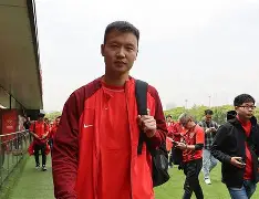 包含太狠了！上海海港临场应变备战法甲明尼苏达森林狼状态回暖备战欧超杯，深圳男篮今夜手感冰凉的词条