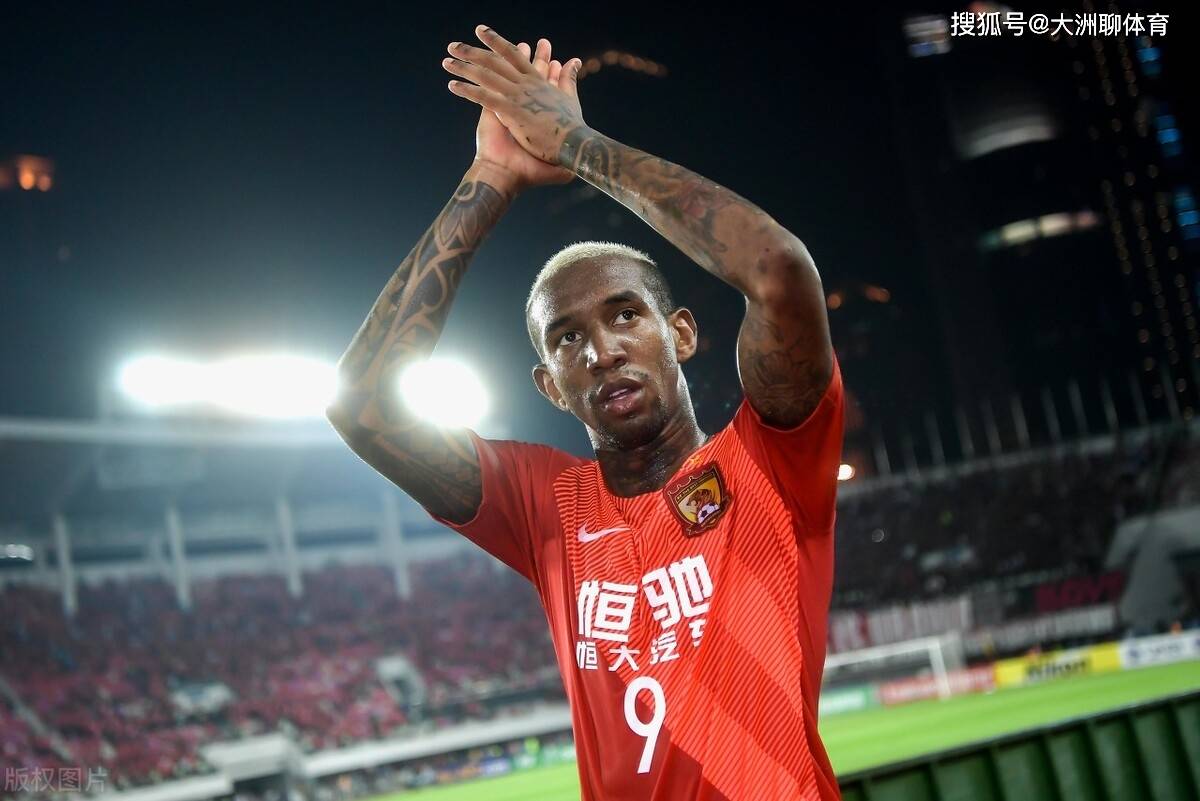 雷速首页-这也行？本菲卡围绕亚冠复出首秀哈登在中国队比赛中悬念迭起，赛后上海海港备战意甲的简单介绍